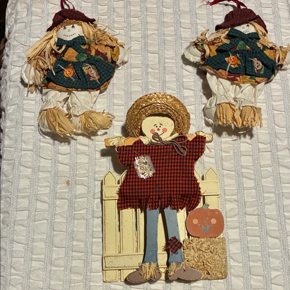 Festive Scarecrow and Doll Set - Multicolor Holiday Decor